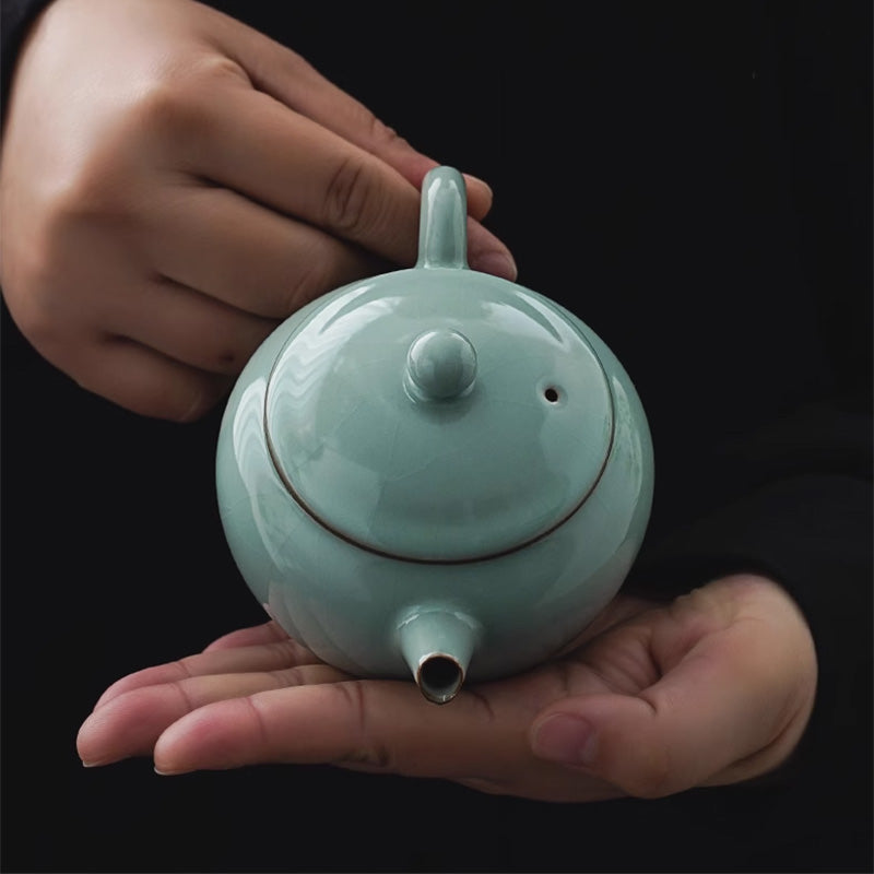 teapot